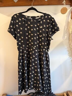 Black Floral Midi Dress with Short Sleeves